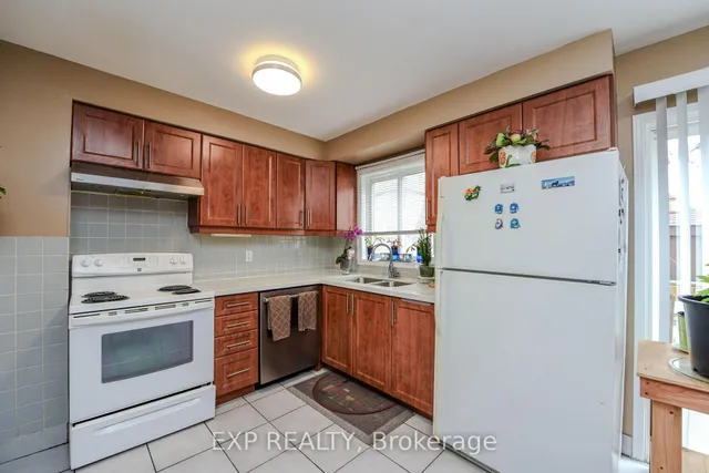 Additional image 12 of 23 Sandmere Ave