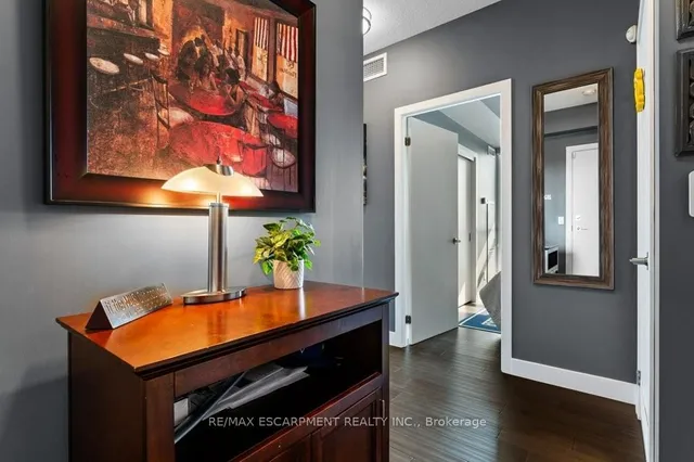 Additional image 5 of 2087 Fairview St Unit 1304