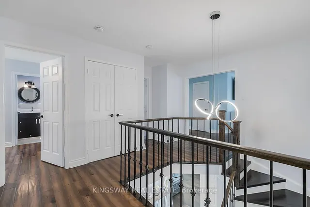 Additional image 36 of 4172 Vermont Cres