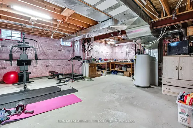 Additional image 43 of 30 Curran Rd