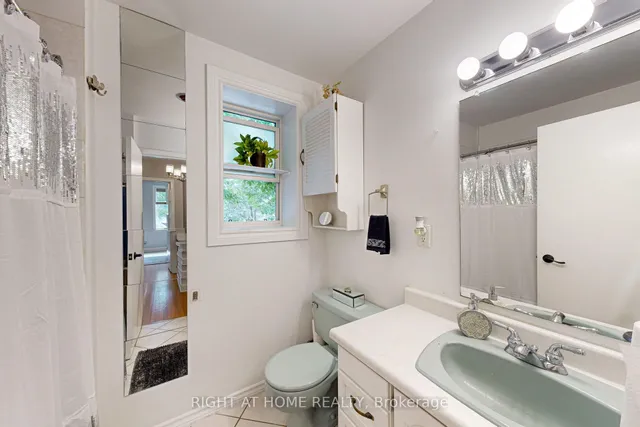 Additional image 18 of 1193 Warden Ave Unit 13