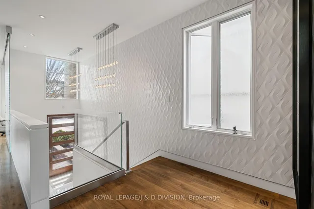 Additional image 2 of 64 Bannockburn Ave