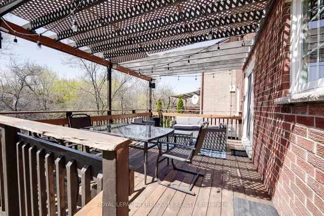 Additional image 42 of 4242 Petersburg Cres