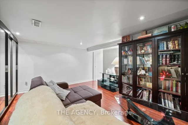 Additional image 32 of 111 Seaton St