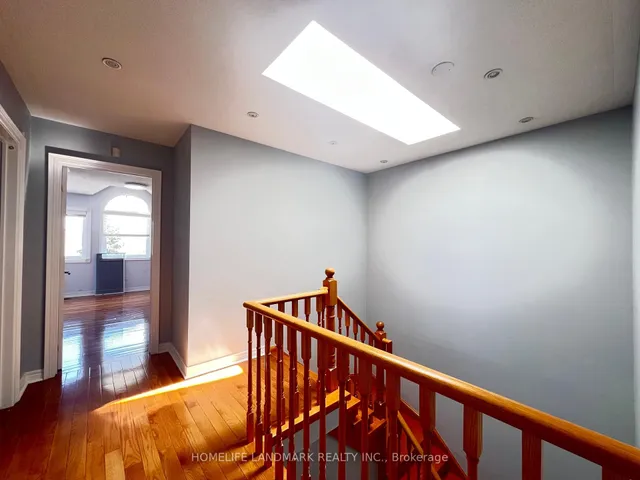 Additional image 28 of 91 Scoville Sq