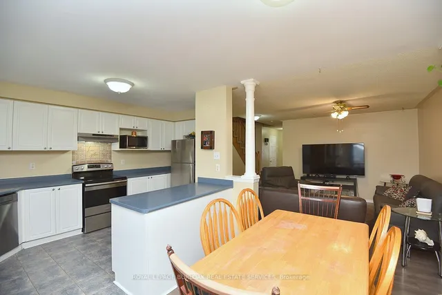 Additional image 11 of 2940 Addison St