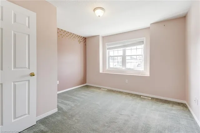 Additional image 11 of 83 Powell Dr