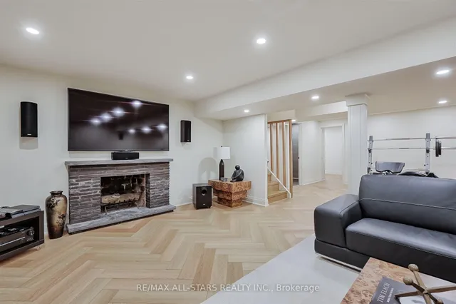 Additional image 29 of 61 Hill Cres