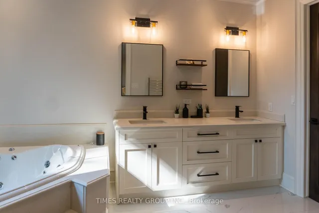 Additional image 26 of 64 Ravina Cres