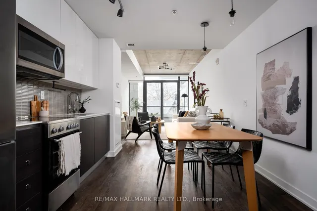 Additional image 10 of 8 Dovercourt Rd Unit 317