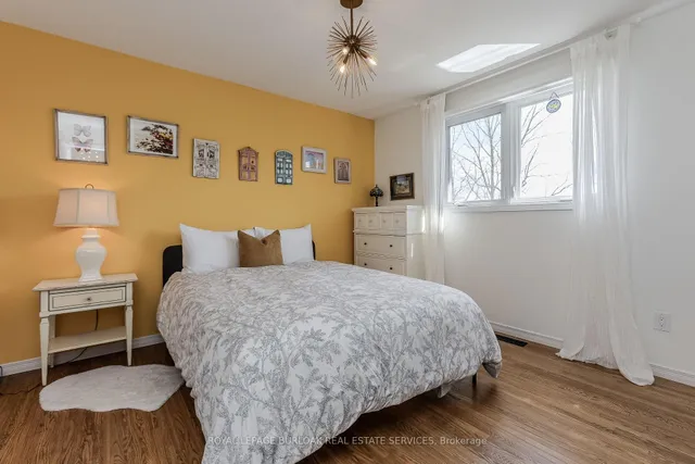 Additional image 29 of 21 Cedar St