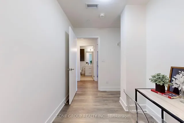 Additional image 27 of 188 Fairview Mall Dr Unit 516