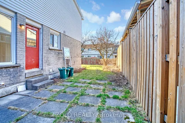 Additional image 40 of 136 Goldhawk Tr