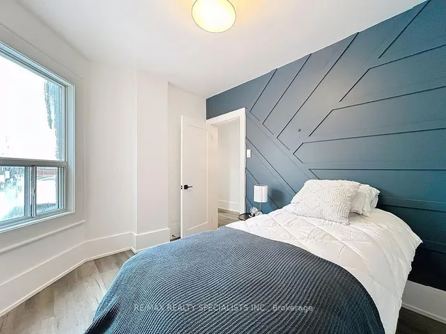 Additional image 28 of 169 Lappin Ave