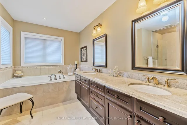 Additional image 25 of 26 Imperial Lakes Dr