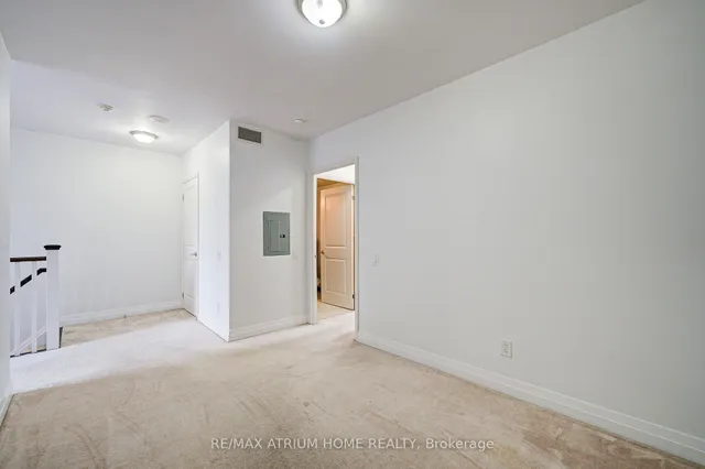 Additional image 19 of 23 Carlton St Unit 310