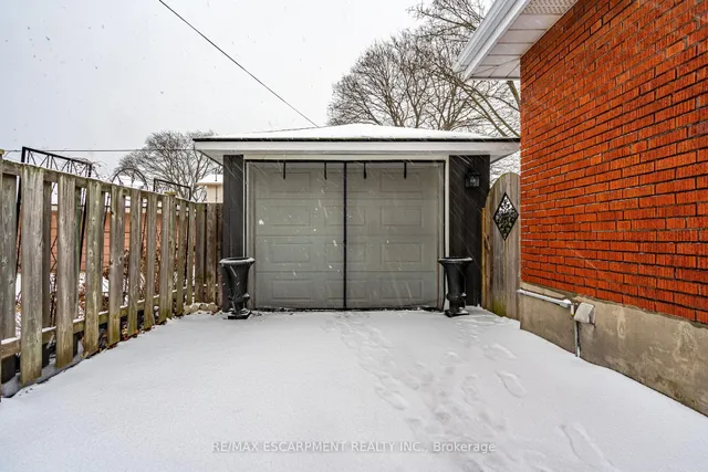 Additional image 38 of 19 East 44th St