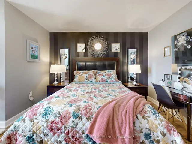 Additional image 31 of 81 Isaac Devins Blvd