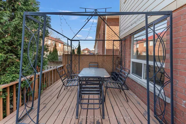 Additional image 48 of 11 Madronna Gdns