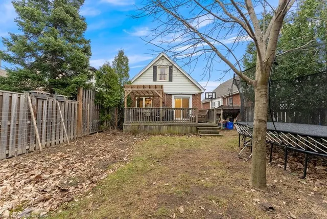 Additional image 29 of 174 Huxley Ave