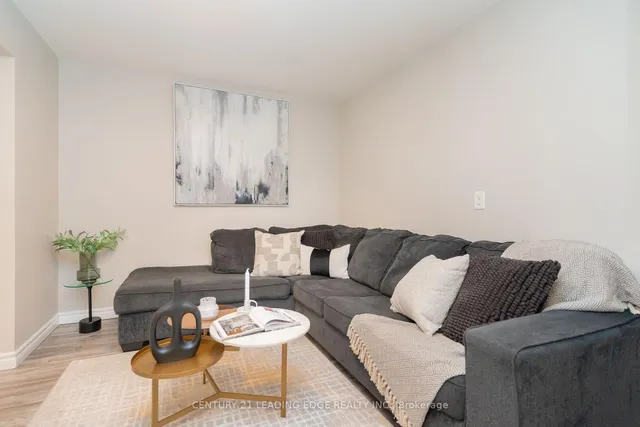 Additional image 11 of 91 L'Amoreaux Dr Unit 126