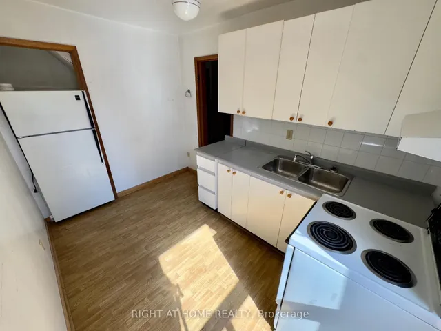 Additional image 24 of 5 Parr St