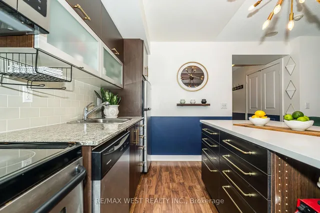 Additional image 11 of 100 Western Battery Rd Unit 1601