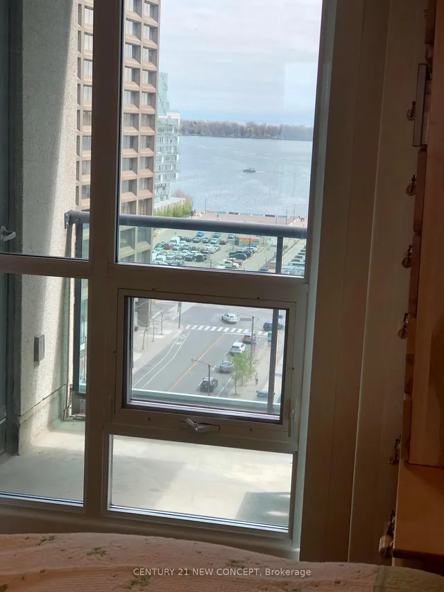 Additional image 7 of 16 Yonge St Unit 1310