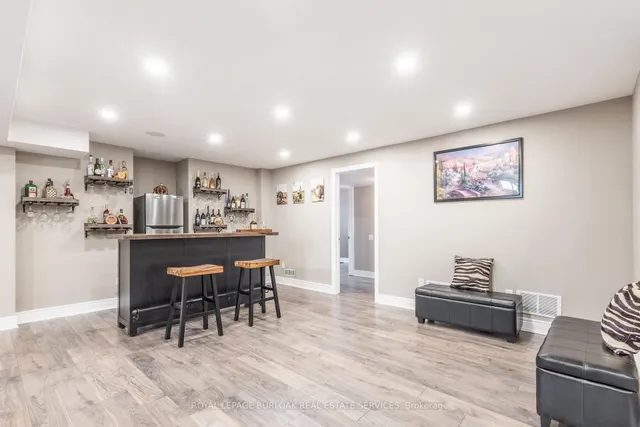 Additional image 31 of 2605 Armour Cres