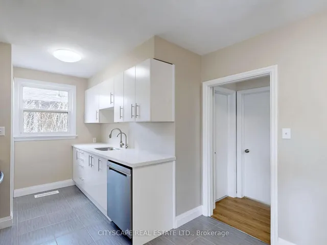 Additional image 10 of 377 Martin St