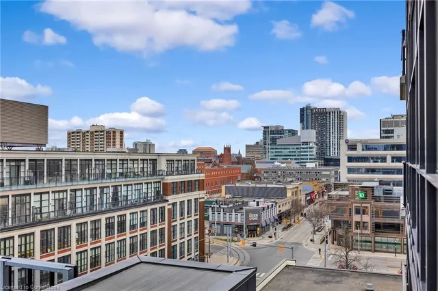 Additional image 15 of 1 Victoria St Unit 812