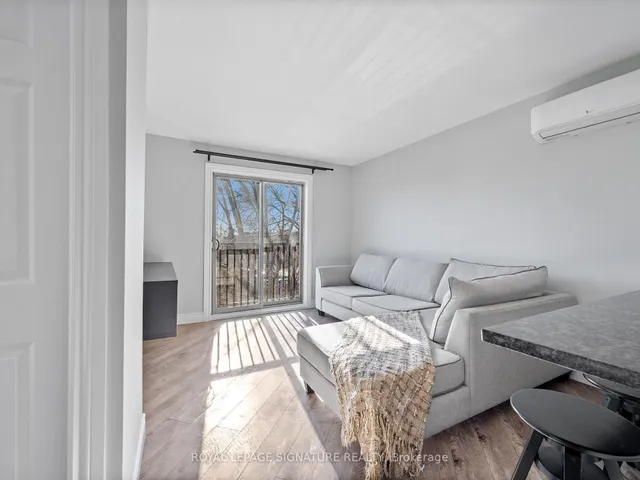 Additional image 7 of 28 Victoria Ave Unit 312