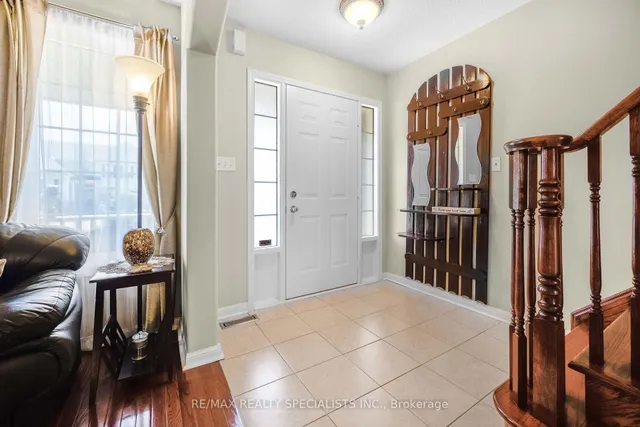 Additional image 4 of 1353 Clark Blvd