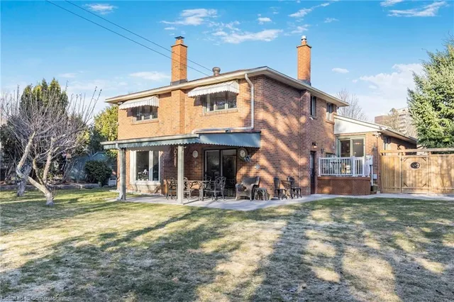 Additional image 26 of 3236 Cedartree Cres