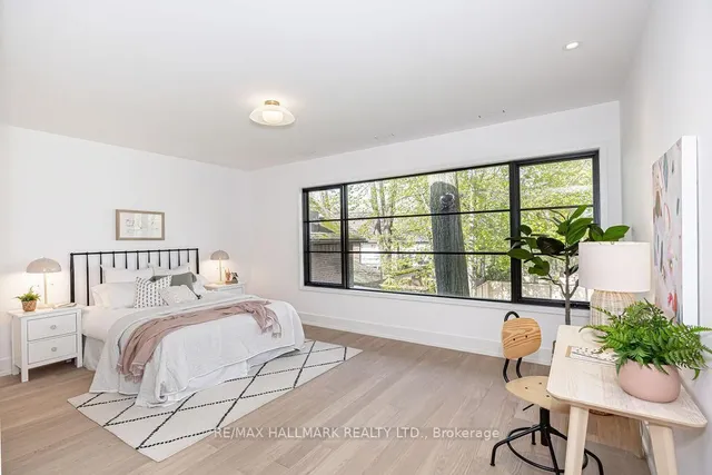 Additional image 24 of 138 Balsam Ave