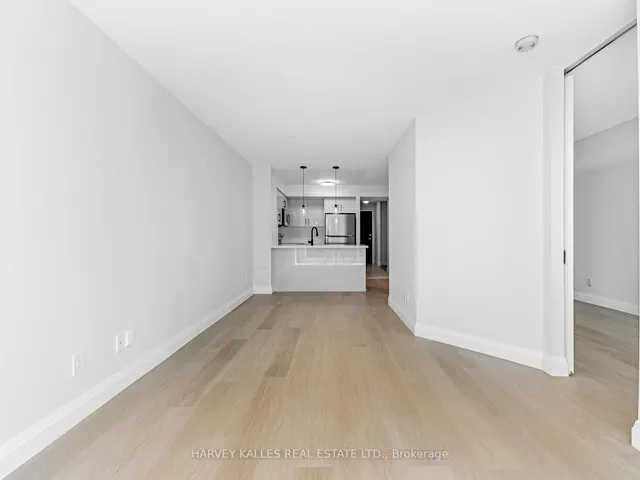 Additional image 12 of 18 Yonge St Unit 3013