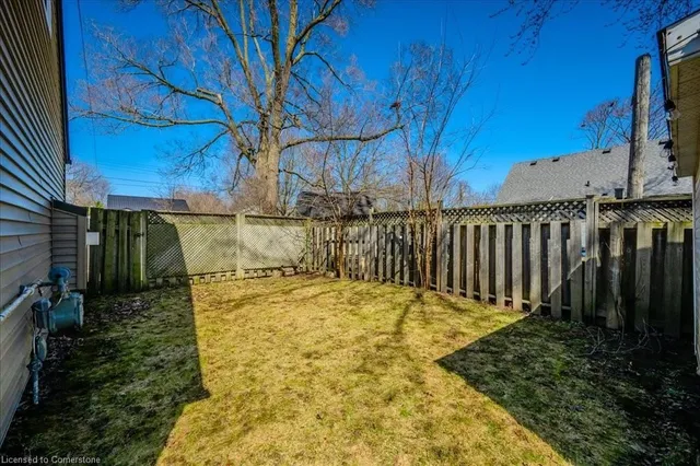 Additional image 40 of 91 Glen Rd