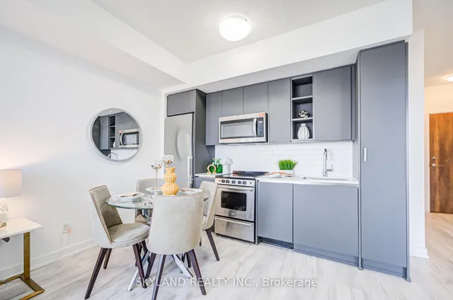 Additional image 8 of 251 Manitoba St Unit 2007