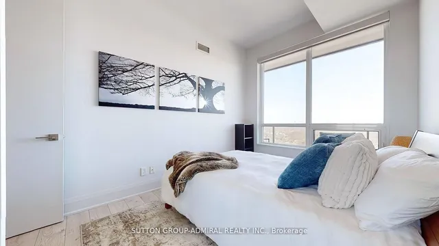 Additional image 25 of 36 Park Lawn Rd Unit 4205