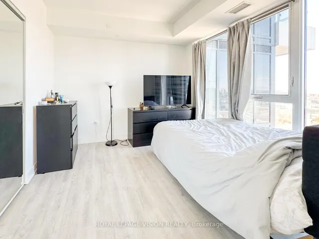 Additional image 16 of 30 Inn on the park Dr Unit 2404