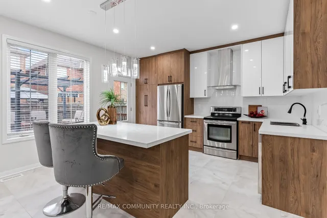Additional image 9 of 444 Dymott Ave
