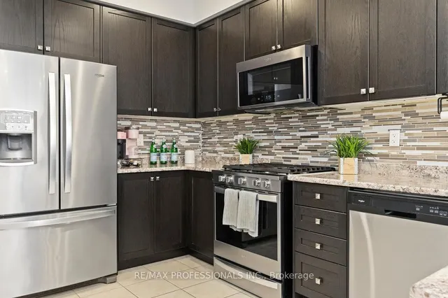 Additional image 18 of 22 Haymarket Dr