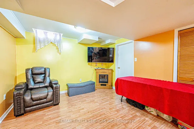 Additional image 21 of 10 Shirley Pl Unit 10