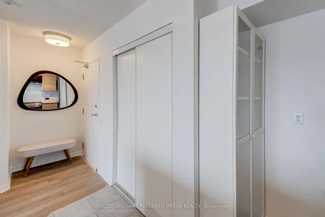 Additional image 10 of 140 Bathurst St Unit 703