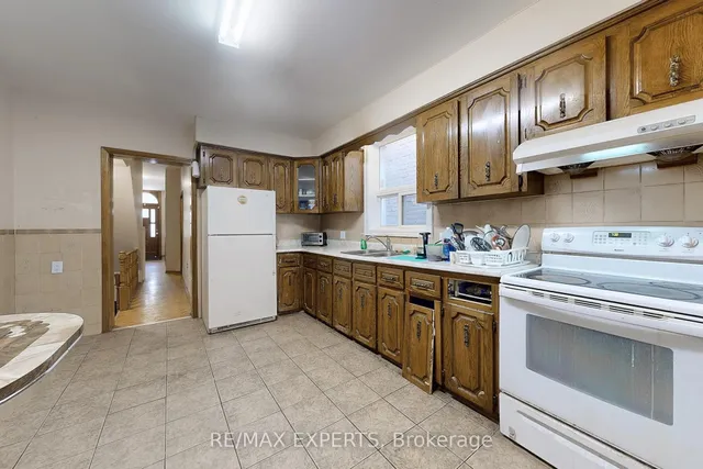 Additional image 12 of 134 Brunswick Ave