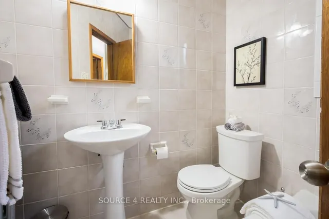 Additional image 10 of 199 Earlscourt Ave