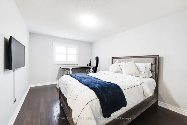 Additional image 17 of 4242 Petersburg Cres