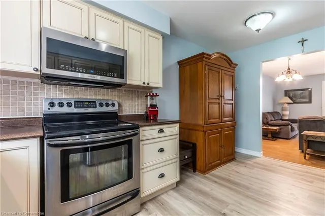 Additional image 6 of 121 Morgan Ave Unit 7