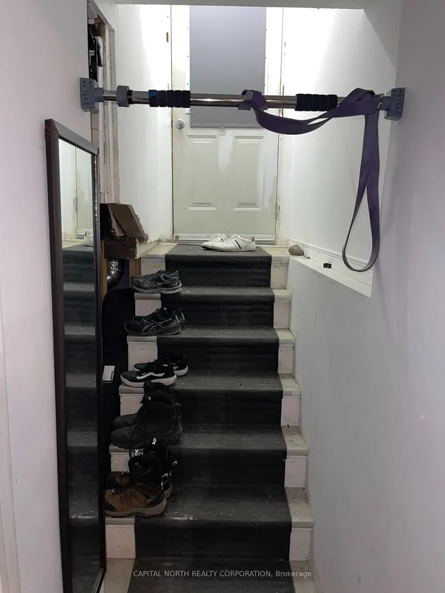 Additional image 24 of 1035 Dovercourt Rd