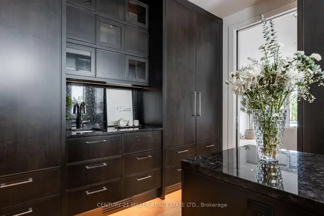 Additional image 28 of 2488 Lakeshore Rd